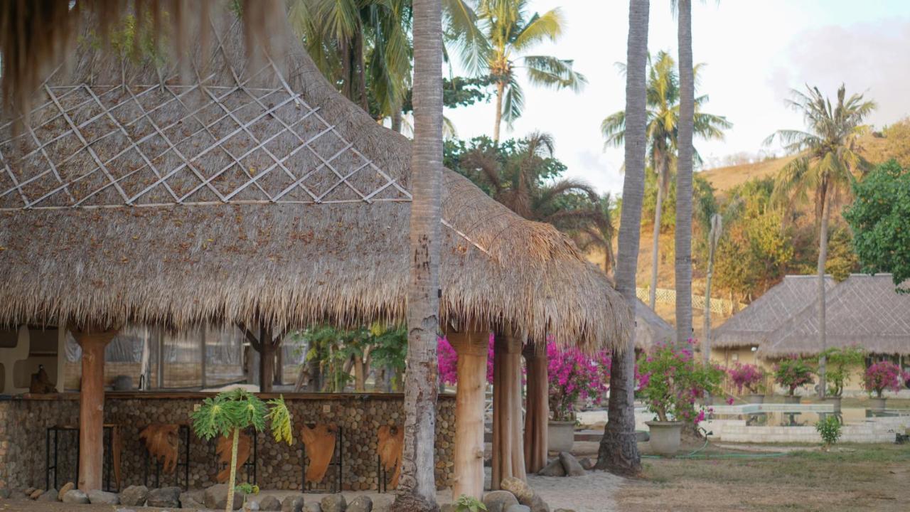 Bleu Mathis Gili Asahan Esterno foto