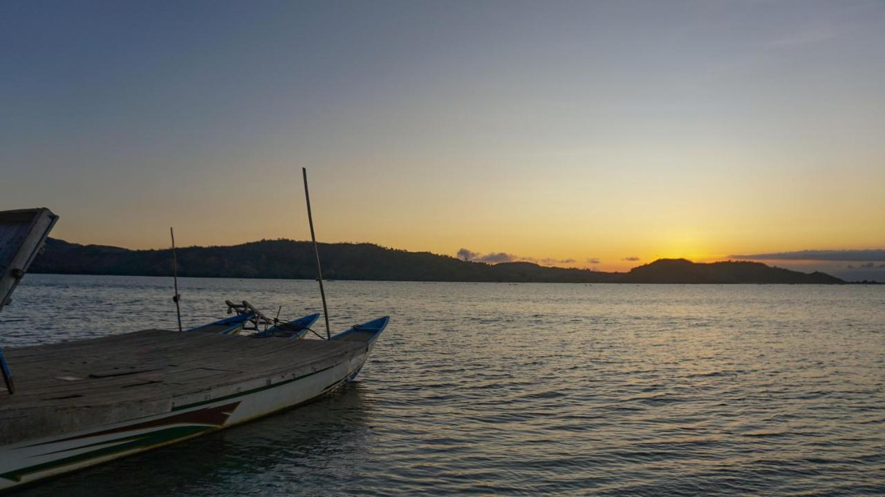 Bleu Mathis Gili Asahan Esterno foto